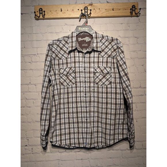 Wrangler 20x button-down shirt size large - Picture 1 of 3